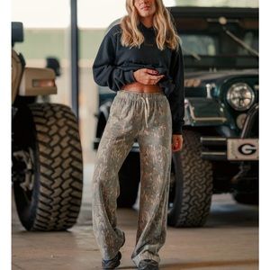 Tribe Kelley mossy oak butter sweats